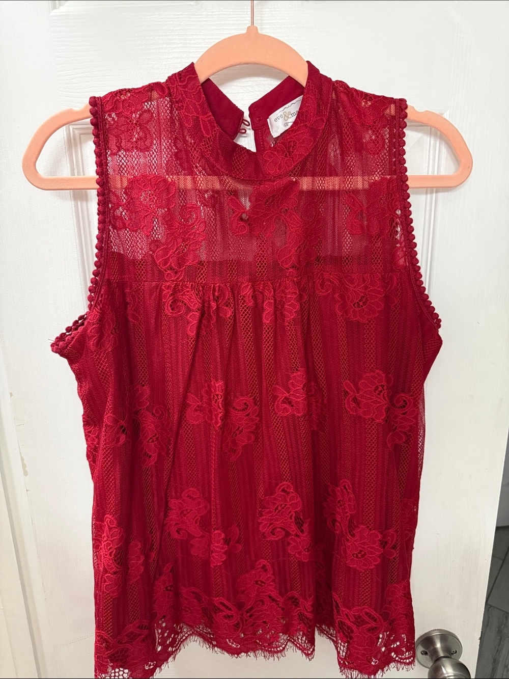 Sleeveless Lace Mock-Neck Blouse - Red